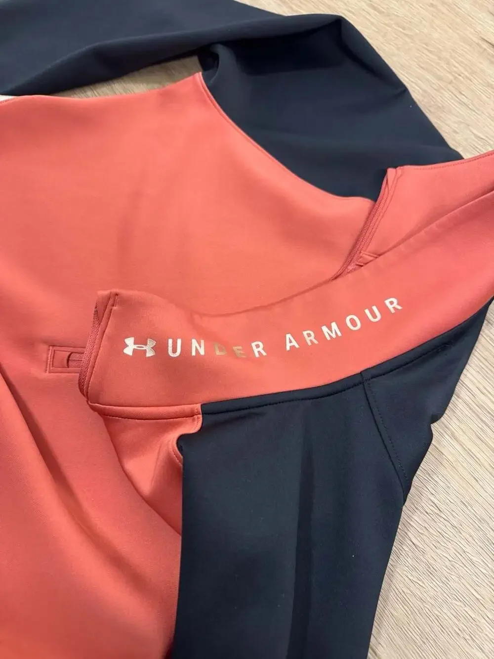 Under Armour Women's ColdGear Colorblock 1/2 Zip Pullover Size Large - Picture 13 of 16